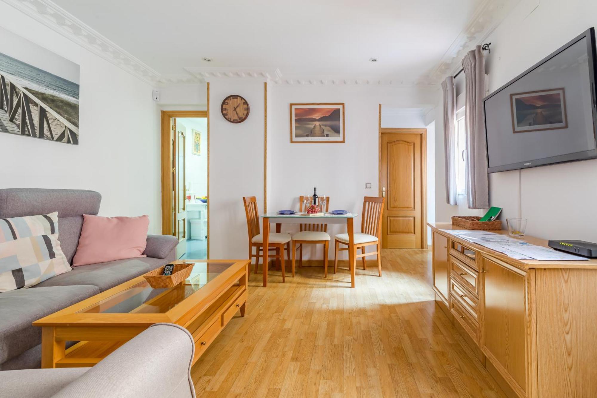 Apartamento Confortable Y Funcional En Vallecas Madrid Esterno foto