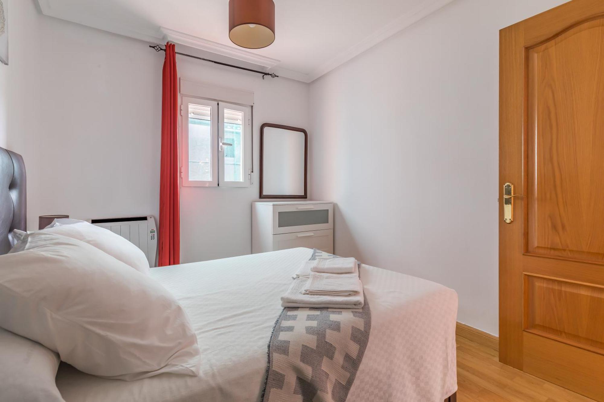 Apartamento Confortable Y Funcional En Vallecas Madrid Esterno foto